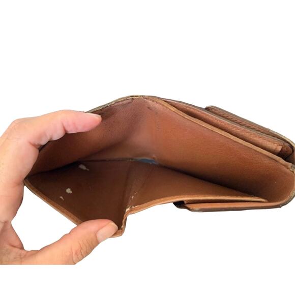 Louis Vuitton Monogram Trifold Elise Wallet - Picture 11 of 13